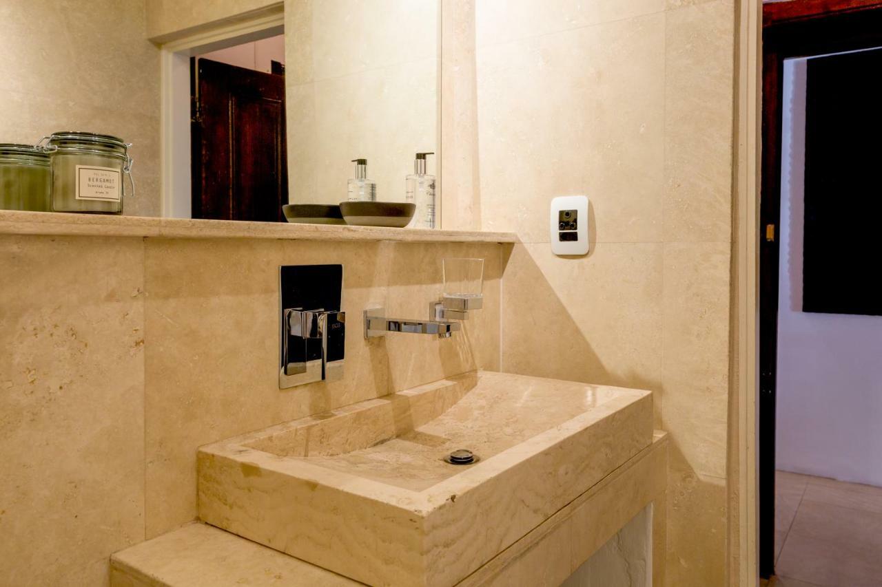 Central Cape Town, Stylish Home, With Private Courtyard Extérieur photo